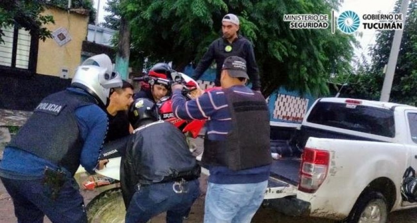 Tras una persecuci&oacute;n, recuperan una moto robada