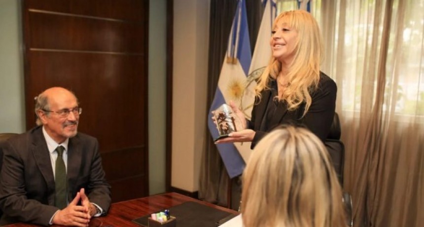 El Municipio y la FET articulan acciones conjuntas para garantizar el comercio formal