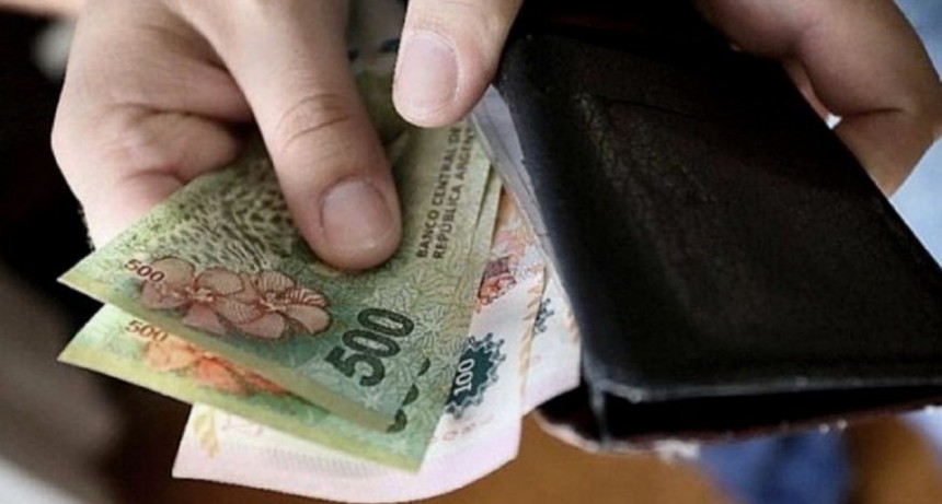Los salarios se encaminan a cerrar 2023 con su mayor p&eacute;rdida de valor adquisitivo