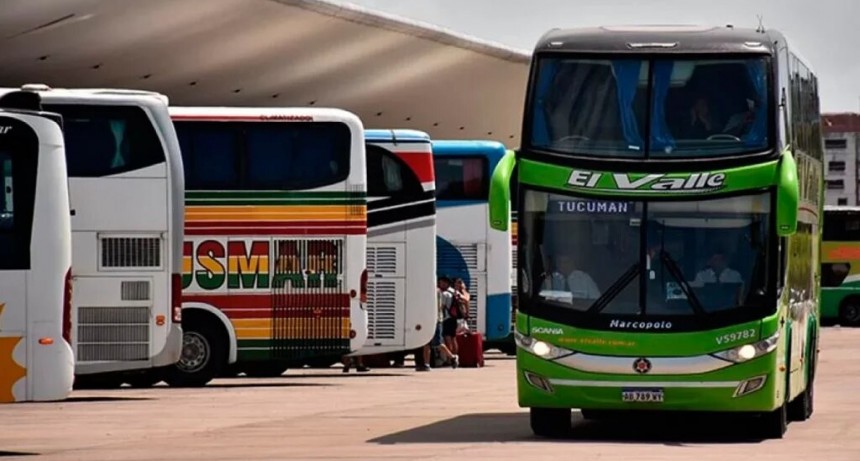 El Gobierno reglamentó la desregulación del transporte de media y larga distancia