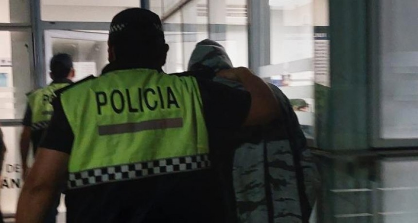 Detienen a seis personas por usurpación de propiedad