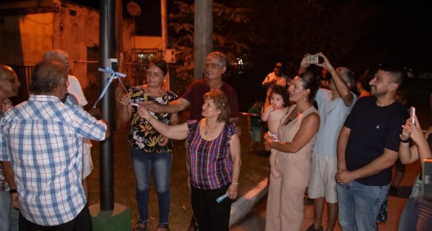 Bella Vista inauguró la nueva iluminación LED en el Barrio Los Pinos