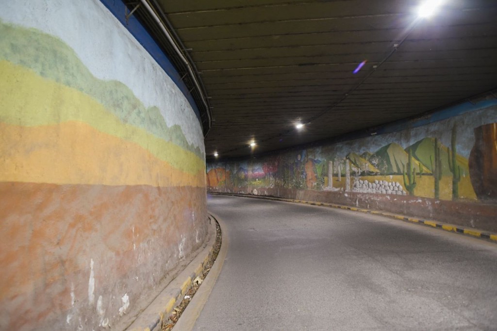 El túnel de calle Córdoba ya luce su nuevo sistema de iluminación