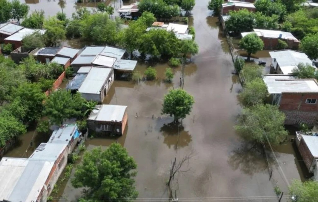 San Luis del Palmar: más de 400 evacuados tras un diluvio inesperado