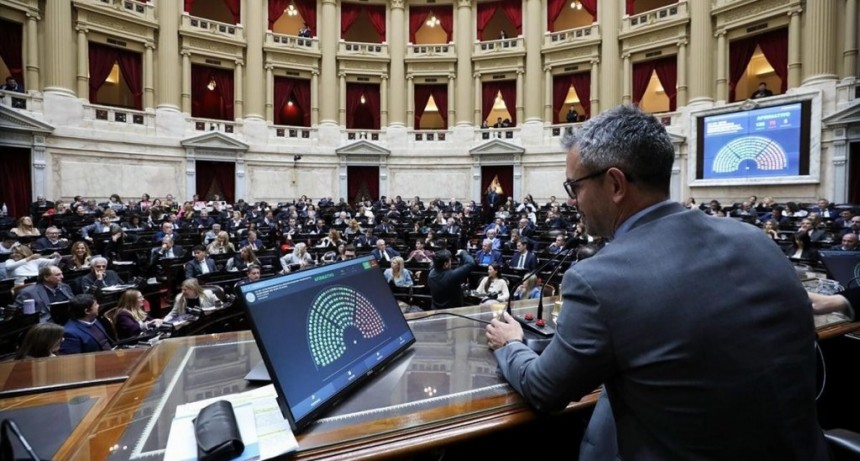 La Libertad Avanza se perfila como la primera minoría en Diputados tras una caza de pases récord