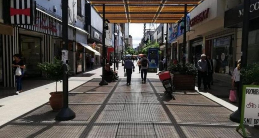 Fin de semana largo: el comercio tucumano se prepara para un lunes mayoritariamente cerrado por el feriado