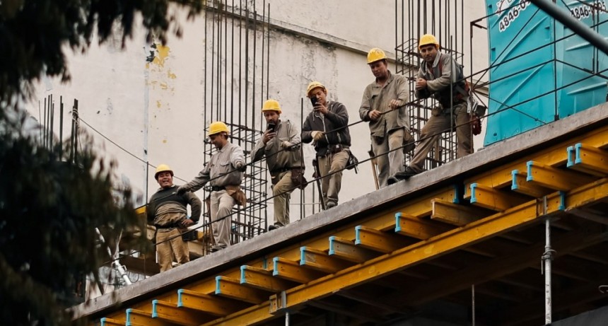 Reforma laboral y Estado ‘obstáculo’: el termómetro social que mide DC Consultores