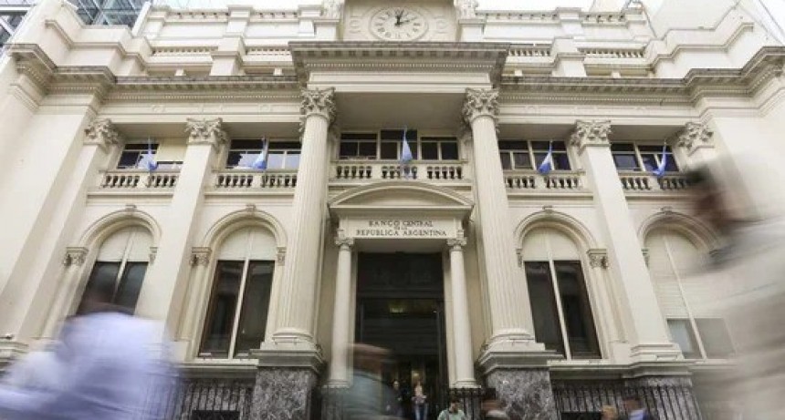 El BCRA lanza la Fase 4: compra agresiva de dólares y más pesos en circulación para 2026